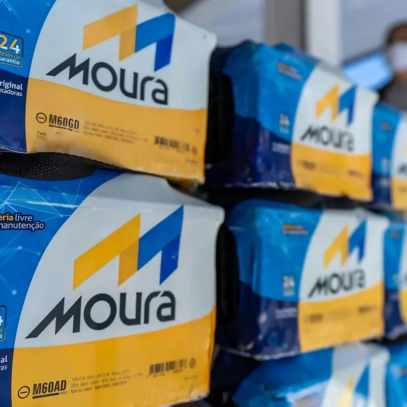 Baterias Moura em estoque